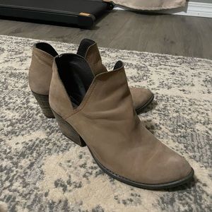 Steve Madden Booties, size 10